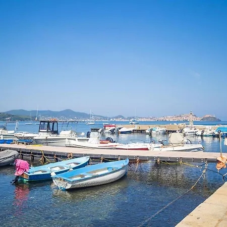 Holiday home Helloelba Le Tortore