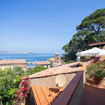 Holiday home Helloelba Le Tortore *
