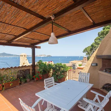 Holiday home Helloelba Le Tortore